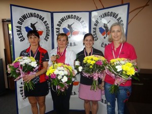 Stupně vítězů (zleva): Věra Váchová (2.místo), Jana Lébrová (1.místo), Zuzana Lebedová a Kateřina Beštová (3.místo)
